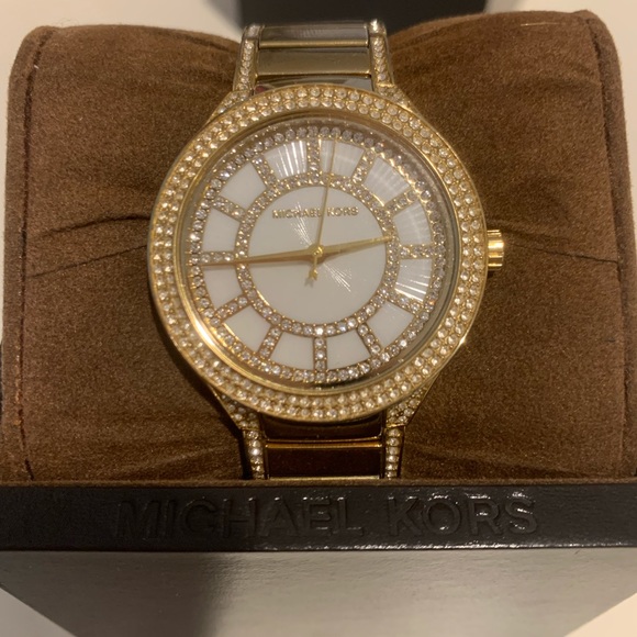 Michael Kors watch - Picture 4 of 11